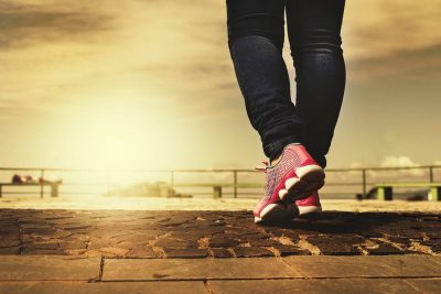 los beneficios de caminar